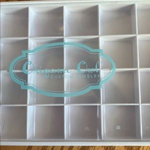 Origami Owl Charm Tray with tweezers